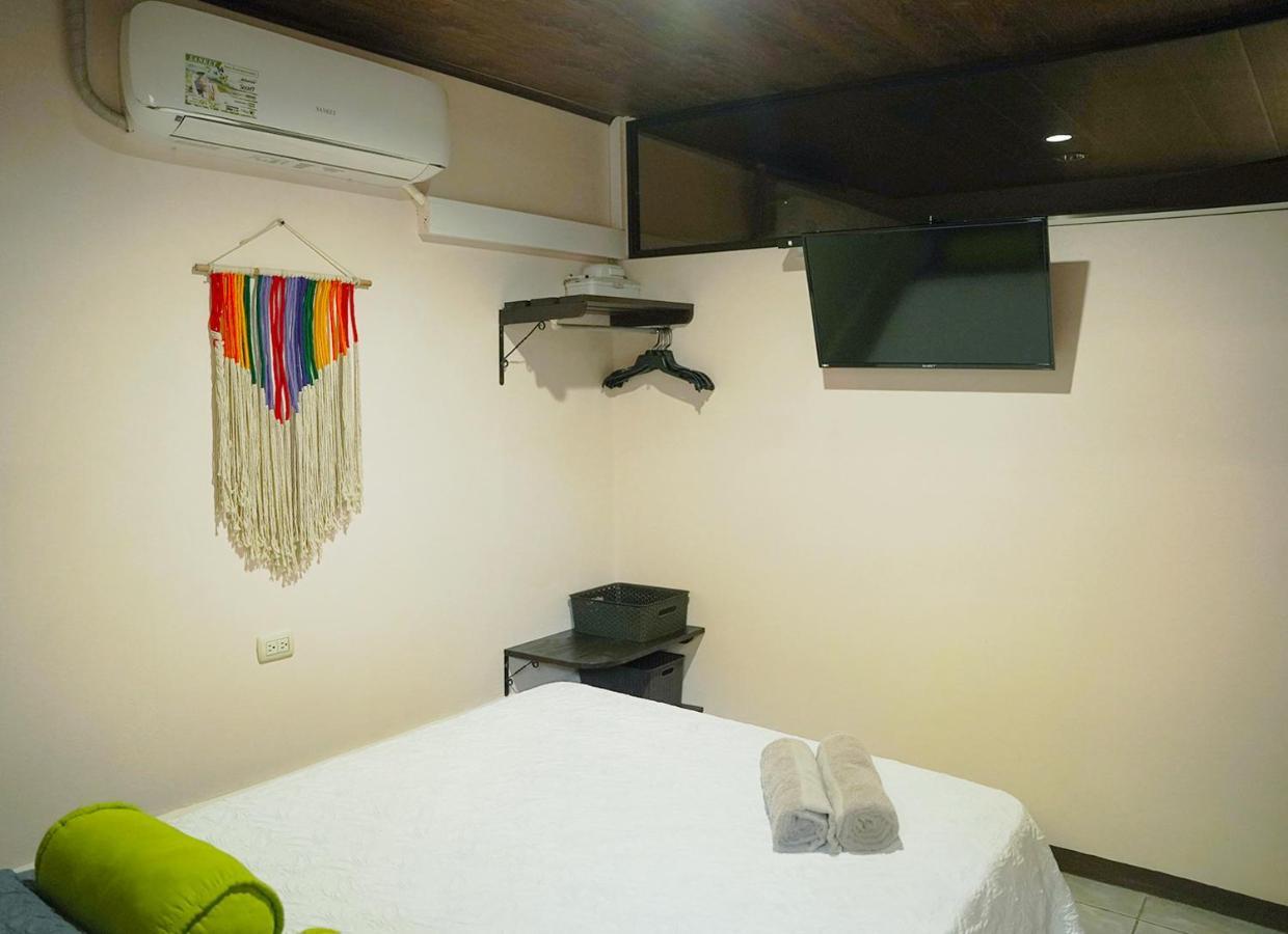 Apartamentos Y Studios Brisas Del Mar Santa Teresa Playa Santa Teresa  Bagian luar foto